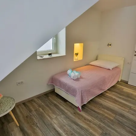 Luxury Lioness Apartman